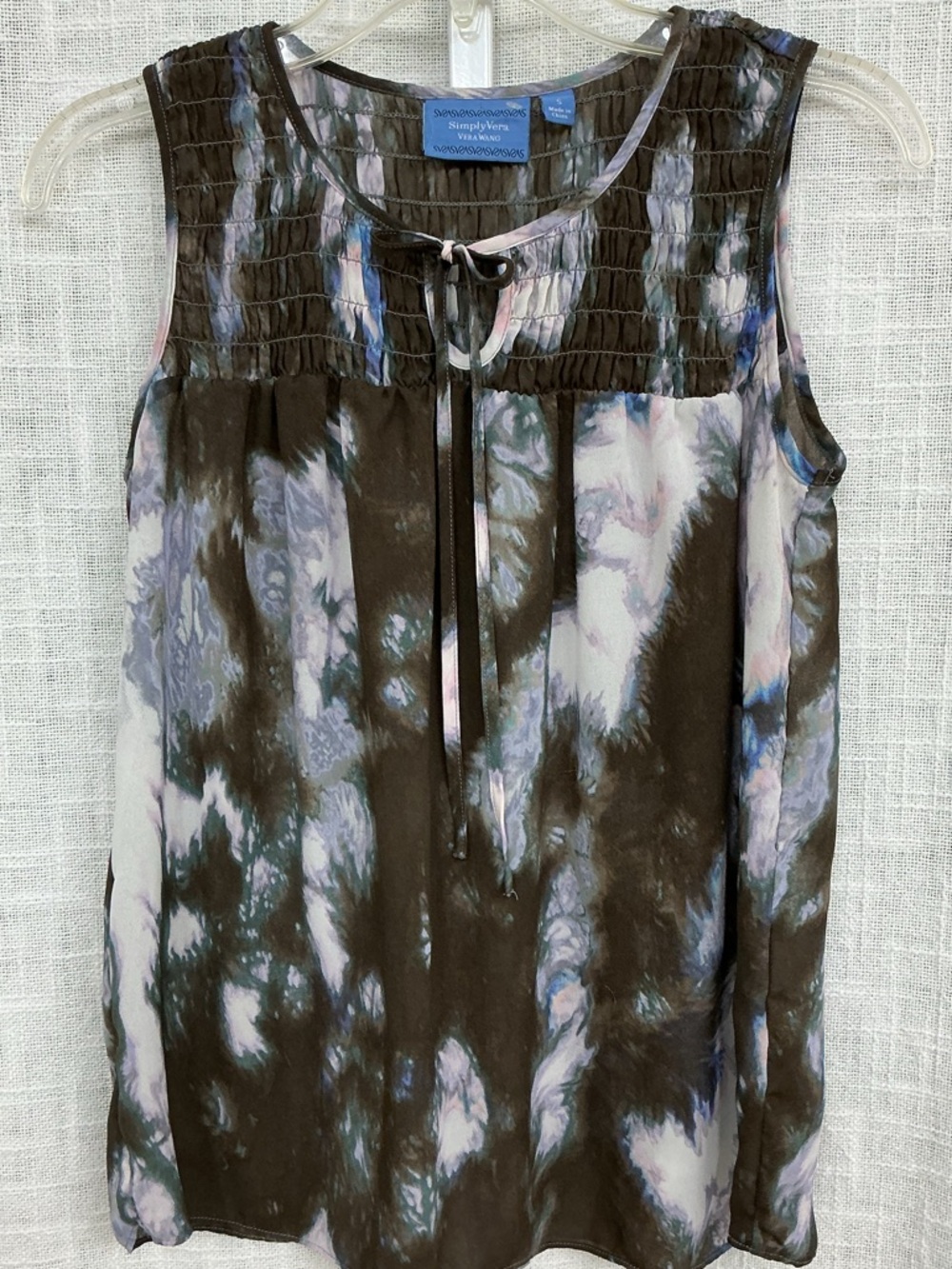 Simply Vera Vera Wang Brown Tie-Dye Smocked Neck Sleeveless Top
